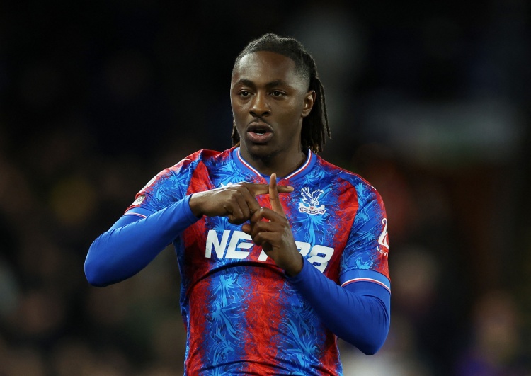 Kaiyun开云中国官网-邮报：热刺&amp;水晶宫接近就埃泽转会费达协议，目前已接近6500万镑